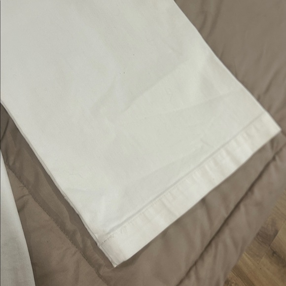 American Eagle Outfitters White wide leg Super Stretch Pants - Picture 5 of 5